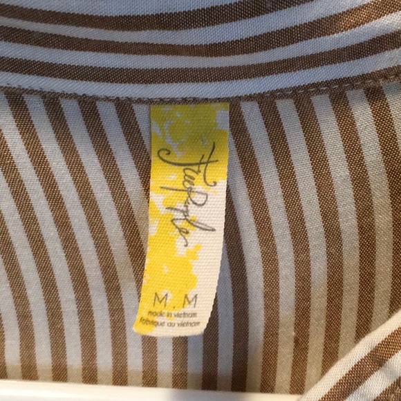 Top - Picture 2 of 4